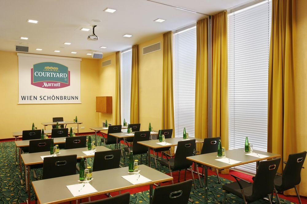 Courtyard By Marriott Vienna Schoenbrunn Exterior photo