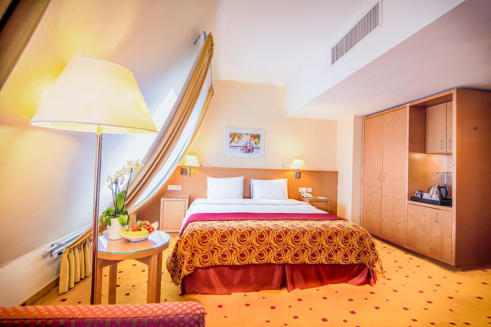 Courtyard By Marriott Vienna Schoenbrunn Exterior photo