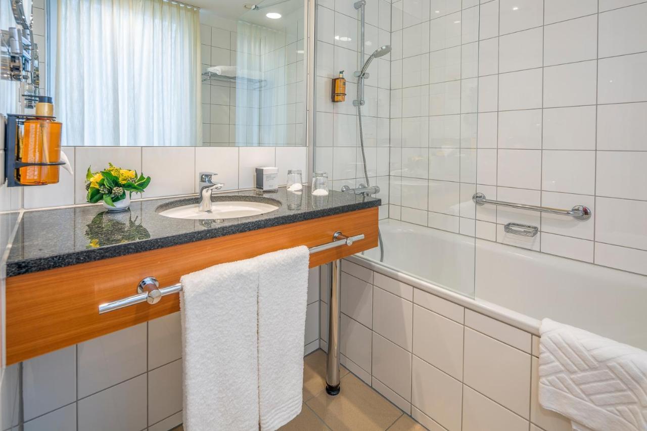 Courtyard By Marriott Vienna Schoenbrunn Exterior photo