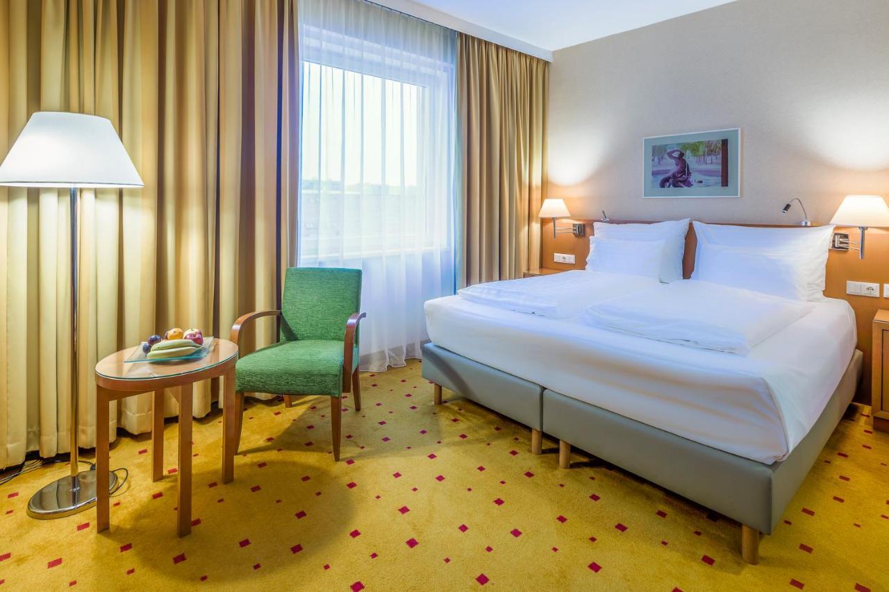 Courtyard By Marriott Vienna Schoenbrunn Exterior photo