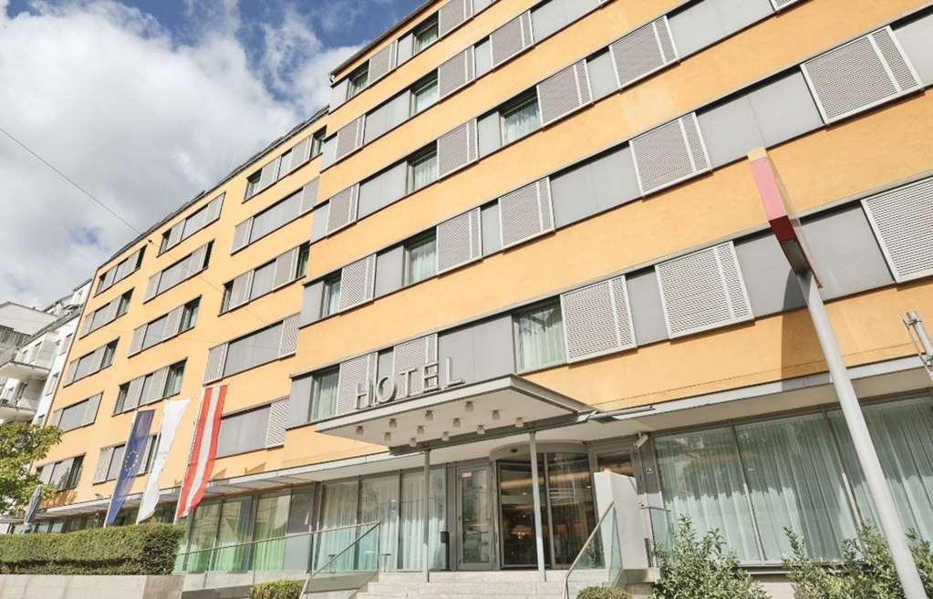 Courtyard By Marriott Vienna Schoenbrunn Exterior photo