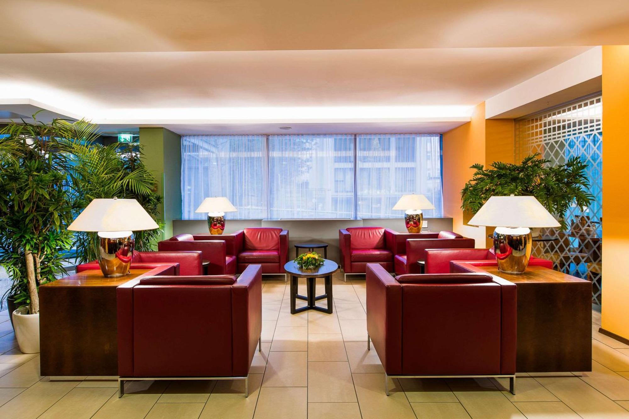 Courtyard By Marriott Vienna Schoenbrunn Exterior photo