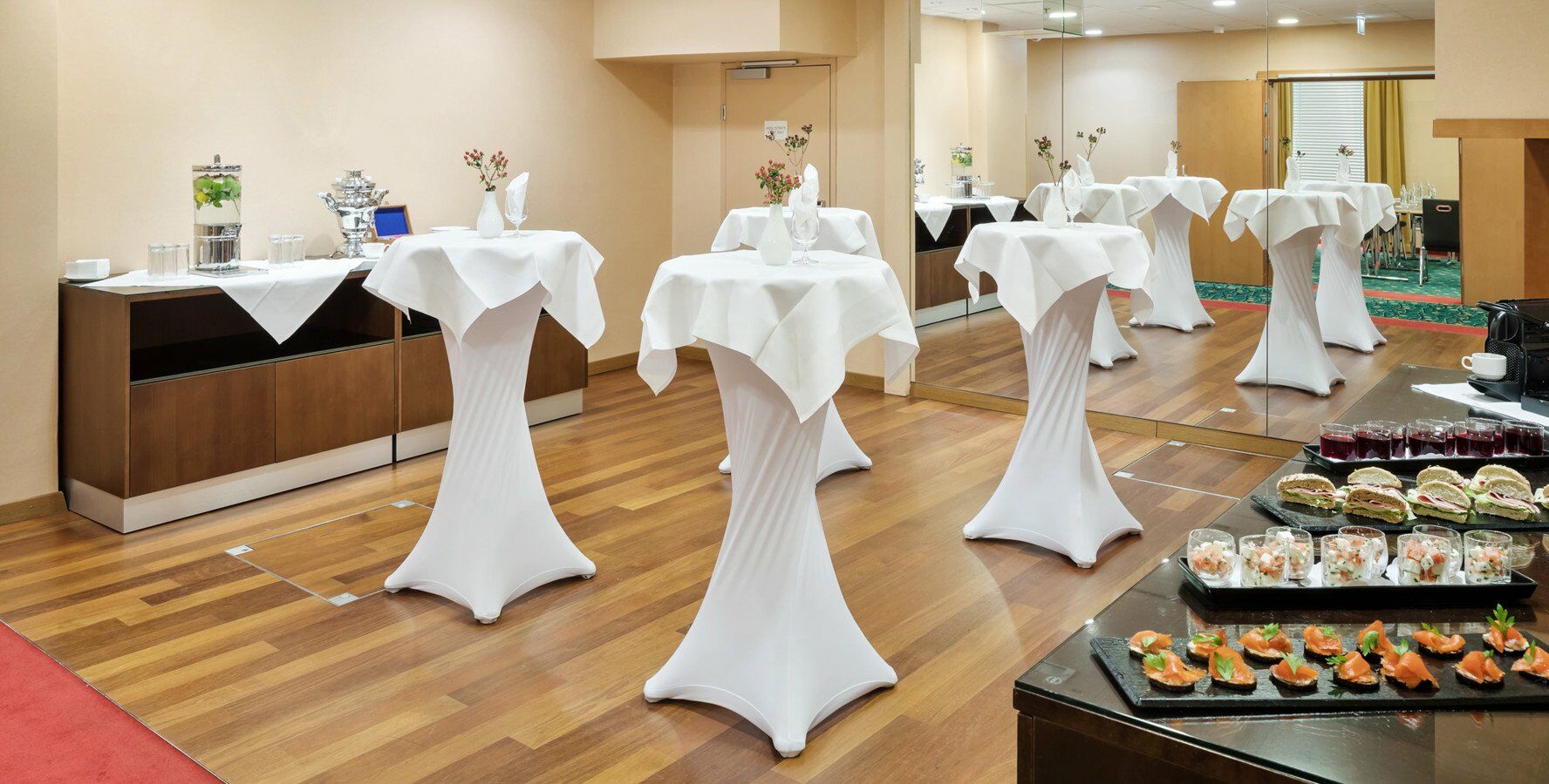 Courtyard By Marriott Vienna Schoenbrunn Business photo