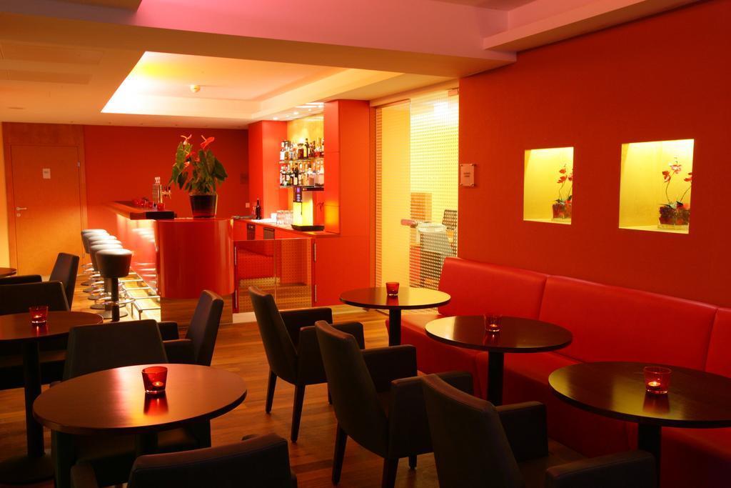 Courtyard By Marriott Vienna Schoenbrunn Exterior photo