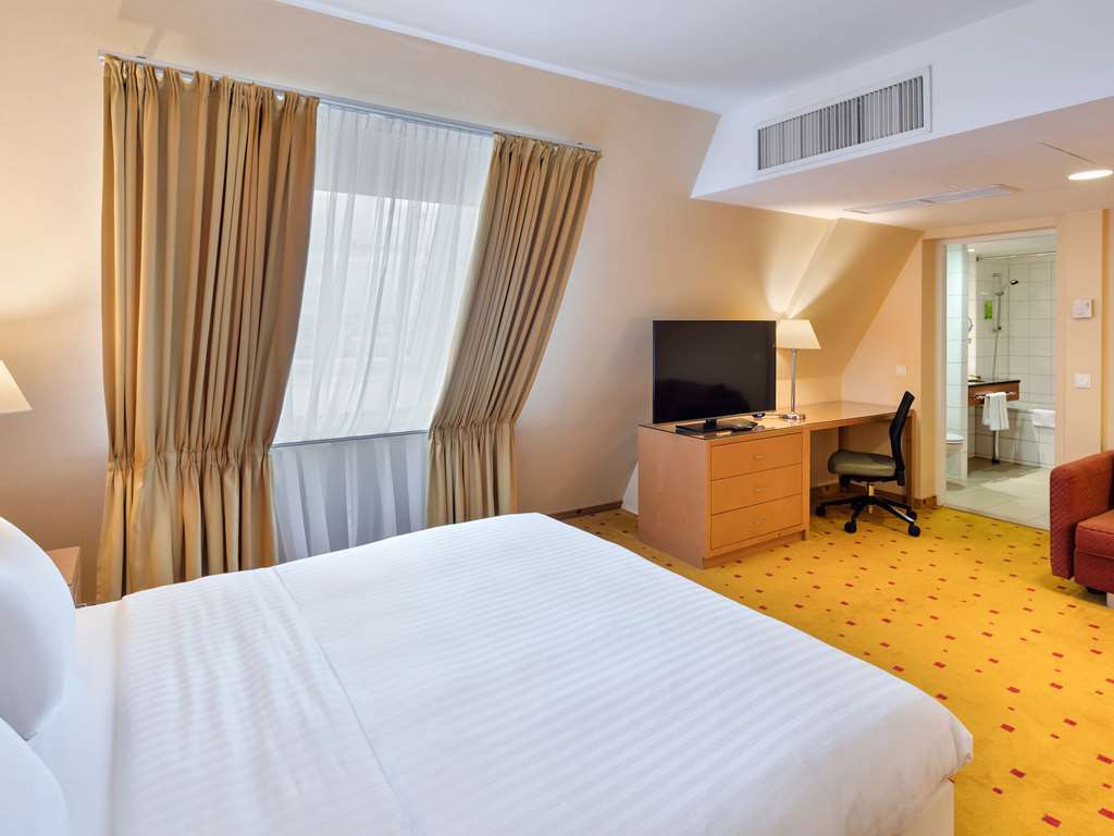 Courtyard By Marriott Vienna Schoenbrunn Amenities photo